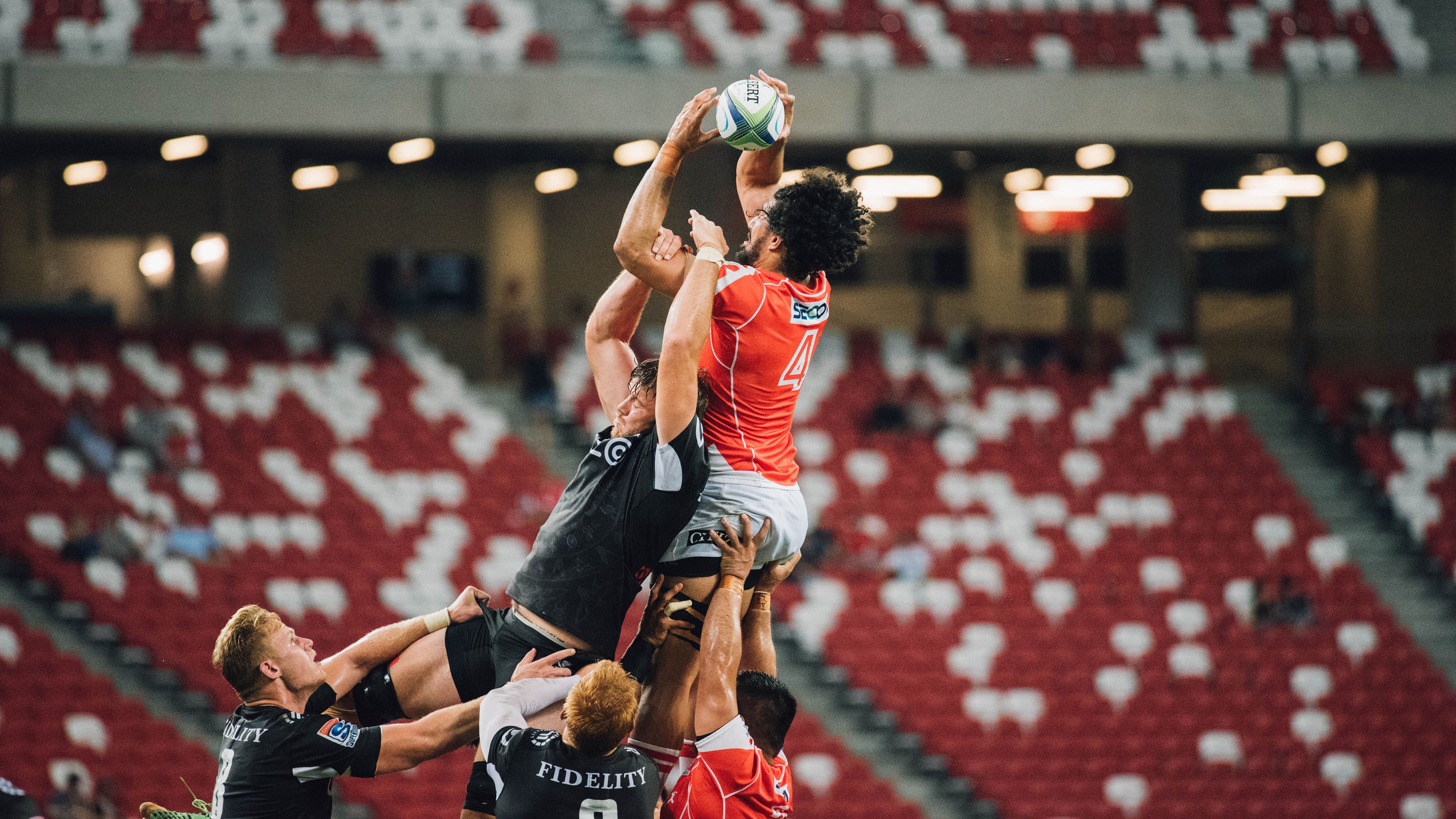 奇亚拉·佩拉卡尼与马泰奥·桑托罗完美诠释团队力量