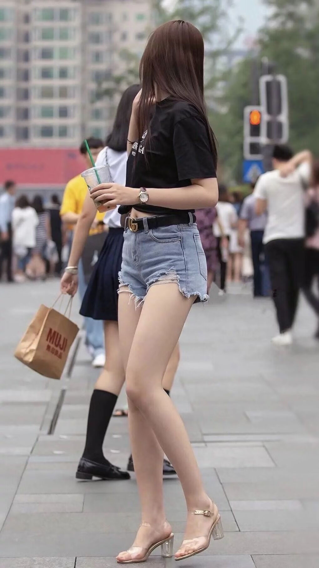 爱游戏娱乐平台-_冠军的心路历程：从练习场到领奖台的故事_，冠军的心百度百科